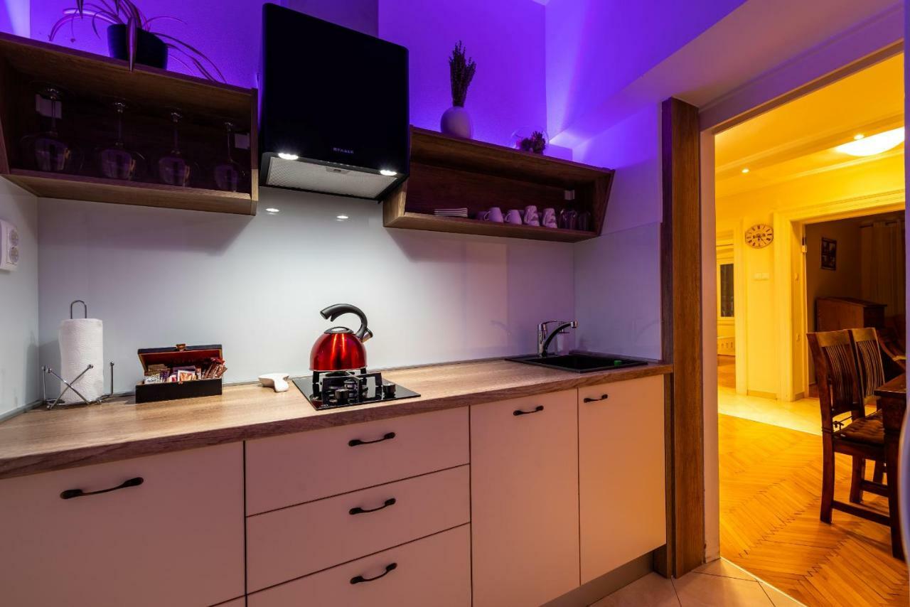 Caesar By Belmont Realty